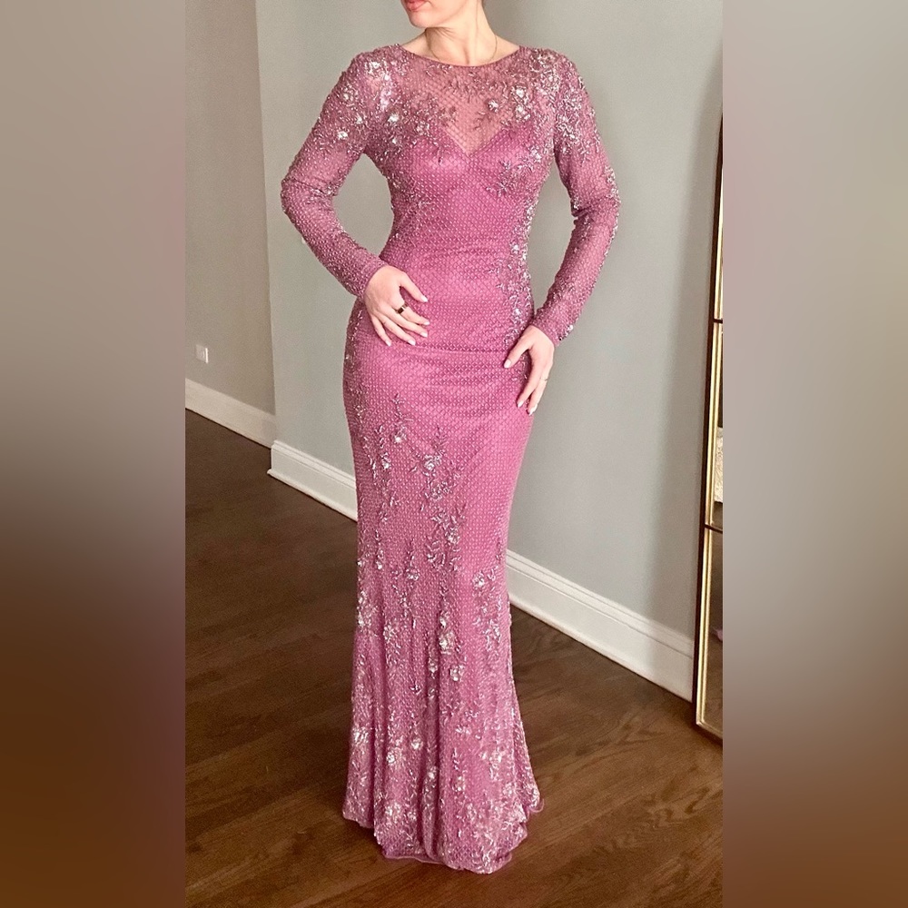 MacDugal LONG SLEEVE EMBELLISHED EVENING GOWN